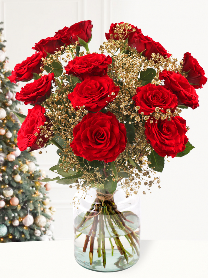 Red bouquet with gold coloured gypsophila